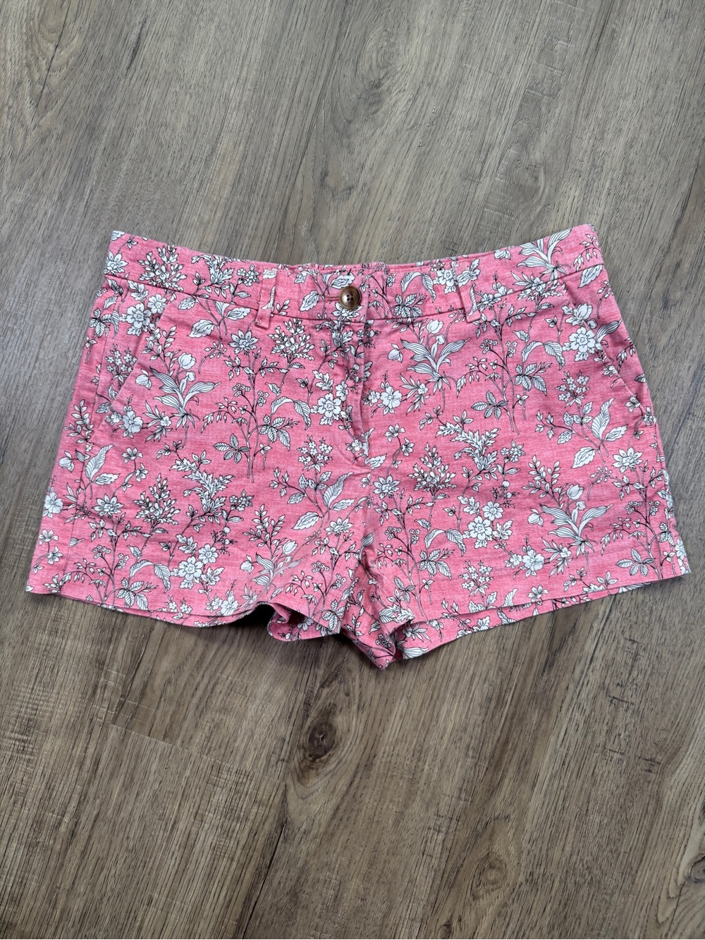 Khakis by Gap Pink and White Floral Summer Short - Size 4 Regular